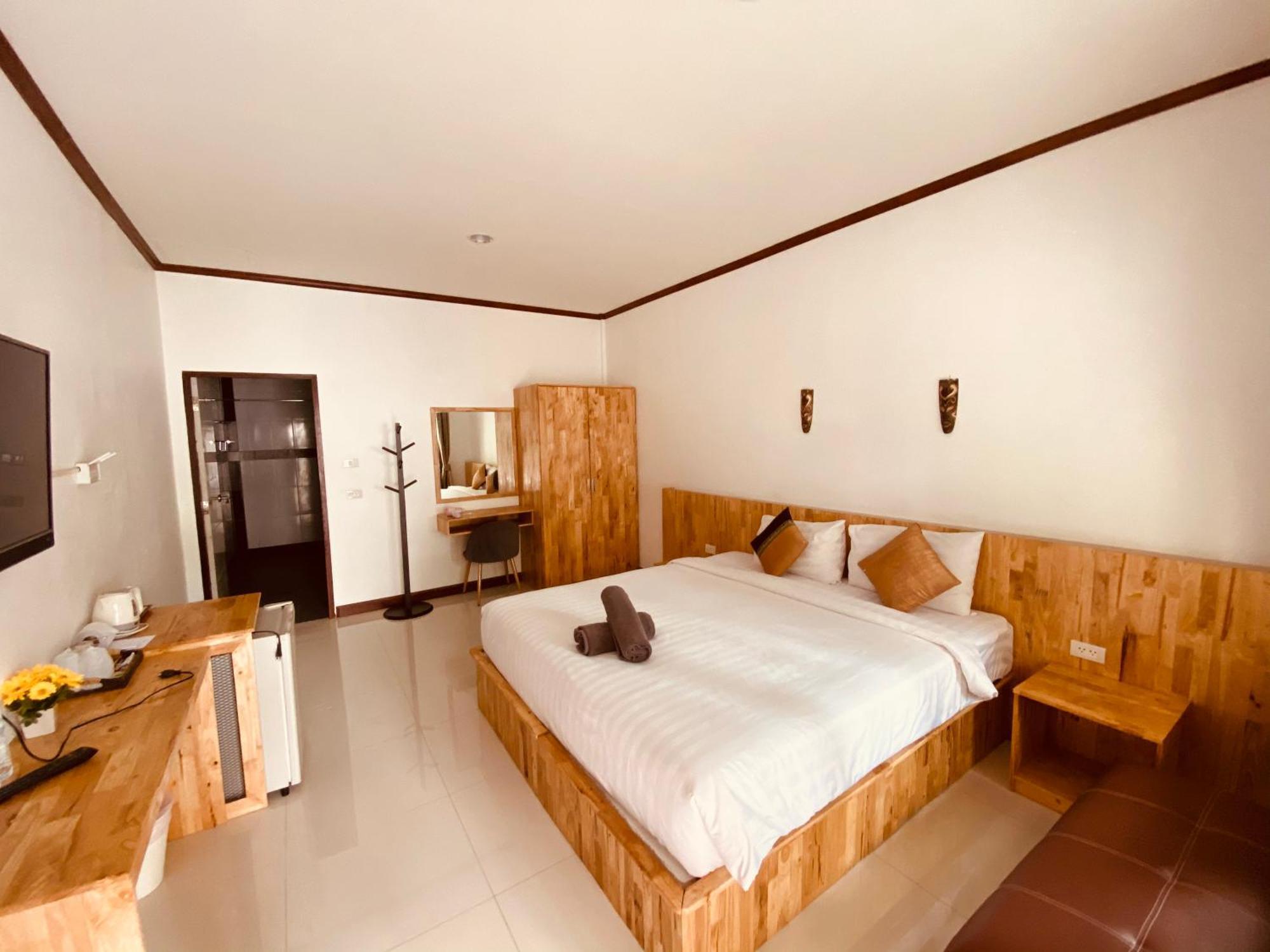 Paradise Land Resort Паттайя Номер фото
