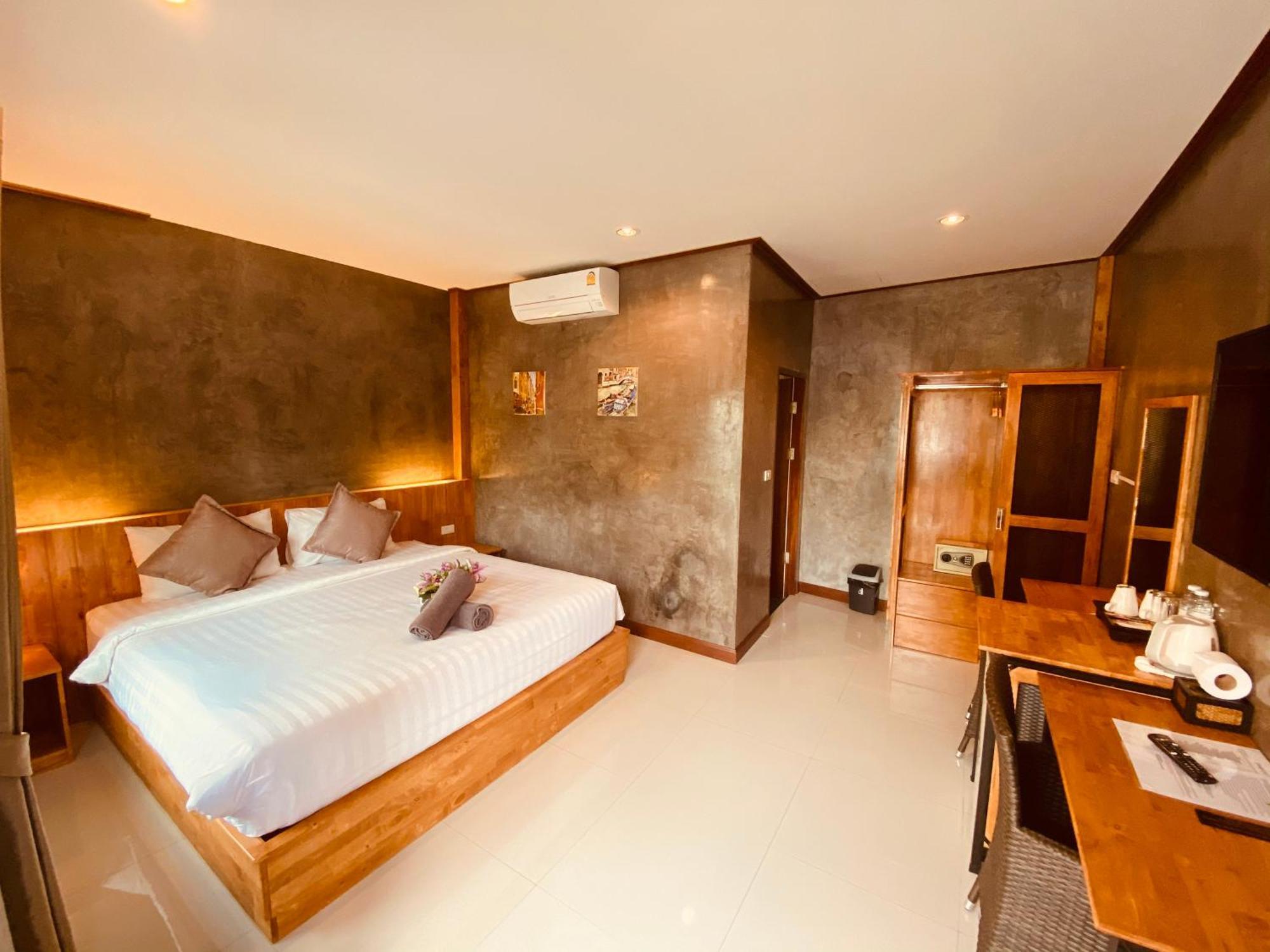Paradise Land Resort Паттайя Номер фото