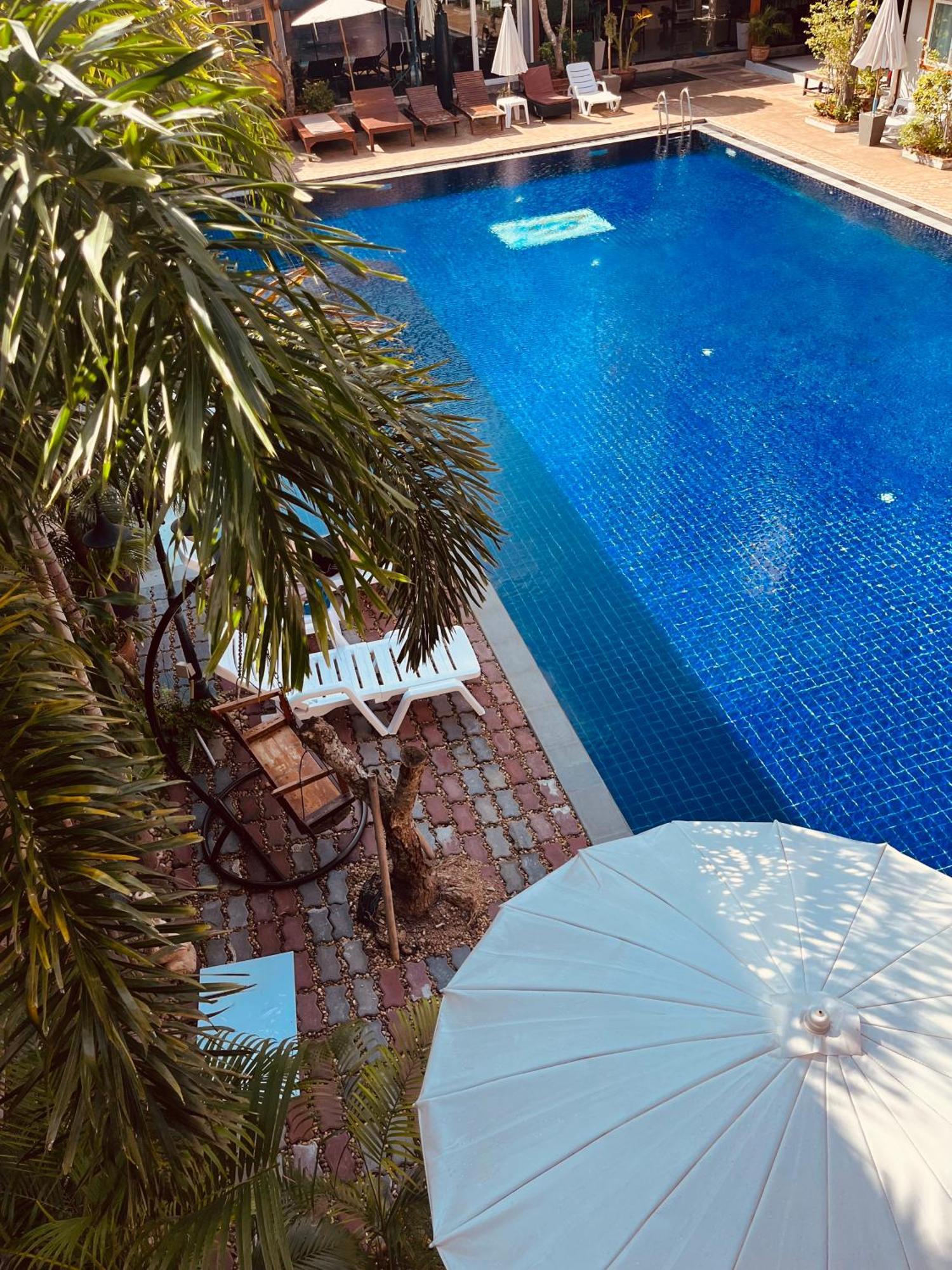 Paradise Land Resort Паттайя Экстерьер фото